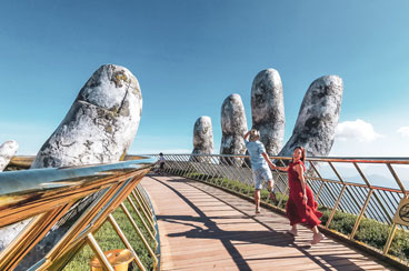10 Days Vietnam Luxury Tour with Golden Bridge
