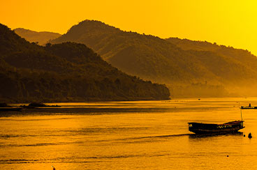 9 Days Discover Golden Triangle Tour with Luang Prabang