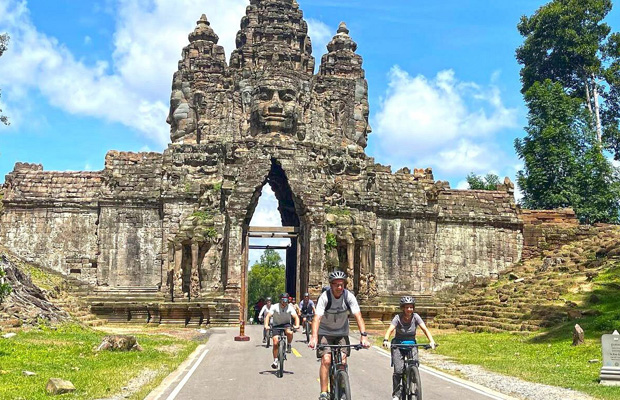6 Days Cambodia Cycling Tour from Siem Reap to Battambang