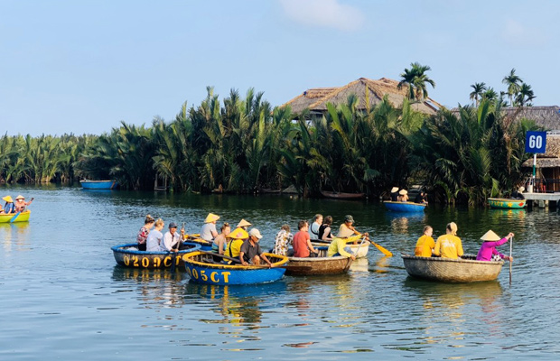 10 Days Vietnam and Laos Highlights Tour Package