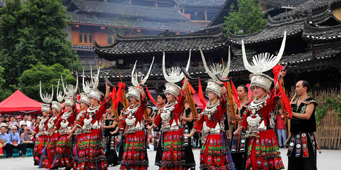 guizhou-miao-village-700