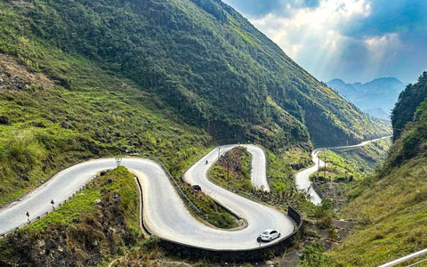 Ha Giang Loop Tour from Hanoi