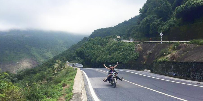 hue-vietnam-to-hoi-an-moto