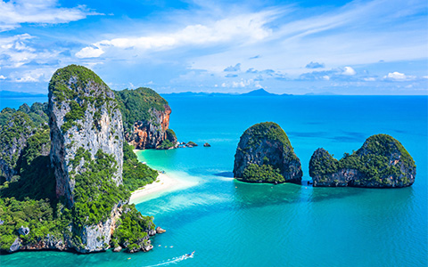 Thailand and Vietnam Tour 2025/2026: Private & Luxury