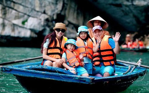 Vietnam Boat Tour: Best Boat Ride & Cruise Tours Packages